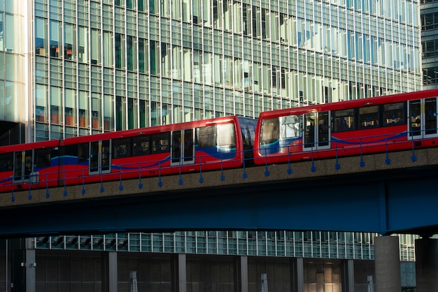 Free photo view of city bridge with train in london