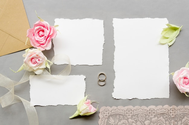 Free Photo wedding invitations with roses