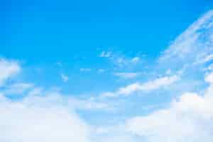 Free photo white cloud on blue sky