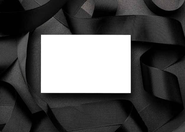 Free photo white paper on elegant black background