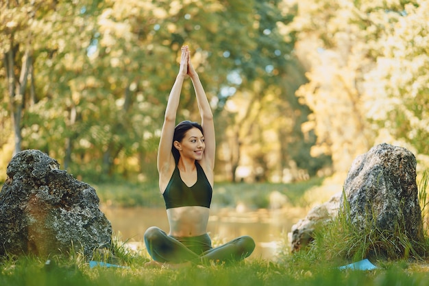 Free photo yoga girl