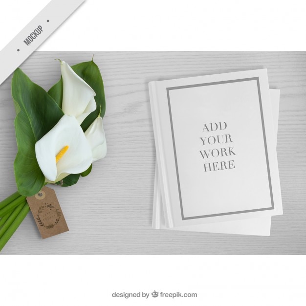 Free PSD cute bouquet with paper mockup for your work