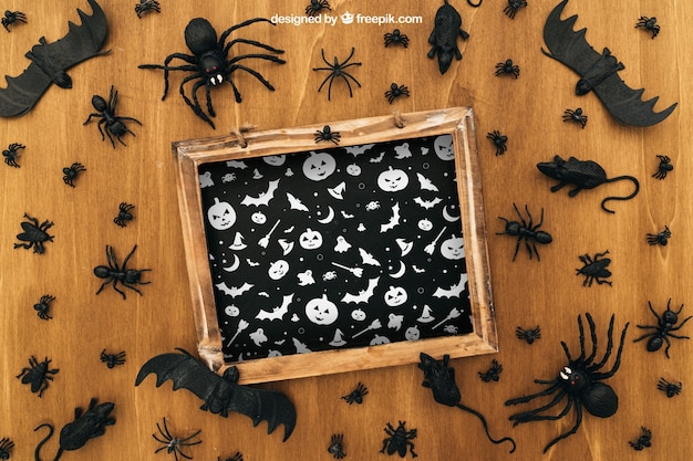 Free PSD halloween mockup with slate and bats