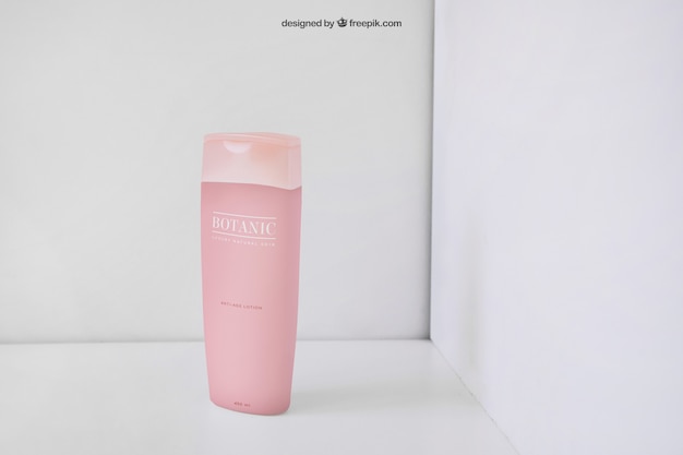 Free PSD pink beauty product packaging mockup