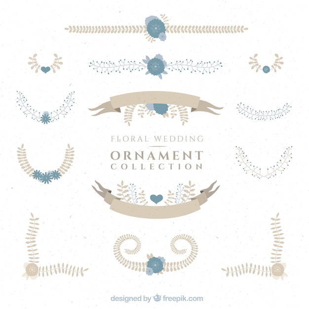 Free vector hand drawn cute floral wedding ornaments