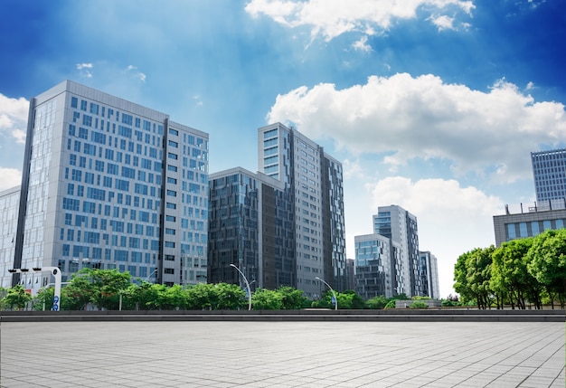 Photo gratuit les grands immeubles de bureaux