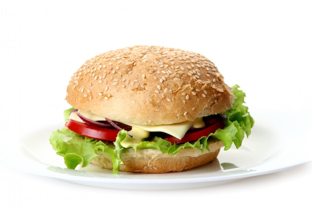 Photo gratuite hamburger frais avec salade et oignon