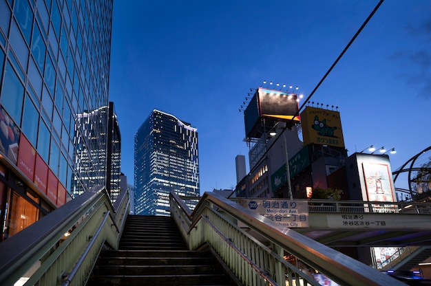 Photo gratuite paysage urbain de tokyo pendant la journée