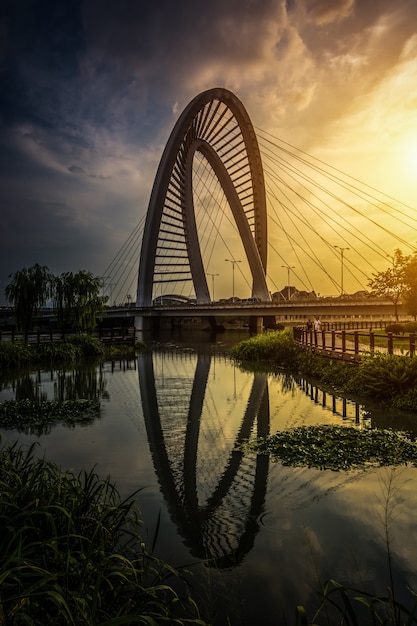 Photo gratuit le pont avec la ville