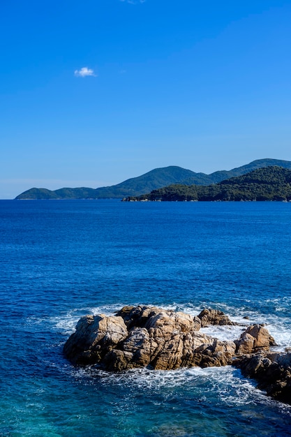 Photo gratuite ruines de l'ancienne ville de stageira à halkidiki grèce