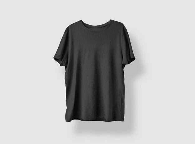 T-shirt noir avant isolé