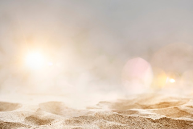 Vue sur le sol de la plage de sable tourné dans un style bokeh