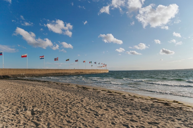 Europe pays drapeaux balançant vu au port de Helsingborg, Suède