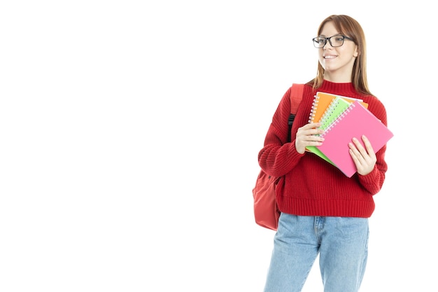 Photo fille de png avec des livres dans les mains isolée sur fond blanc