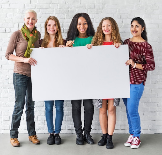 Un groupe de femmes diverses