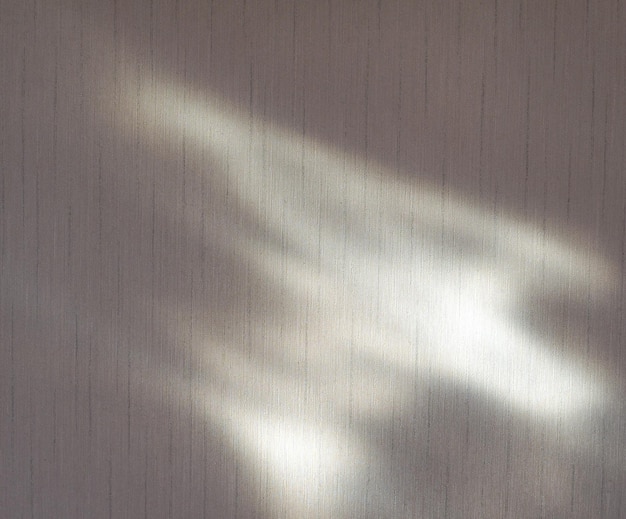 Lumière et ombre sur une texture de papier peint mural