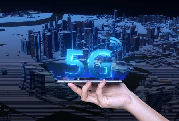 Main tenant un téléphone intelligent Ville de Singapour avec une icône 5G 3D sur le fond du concept de réseau de communication Le concept de la technologie de réseau 5G Internet haut débit