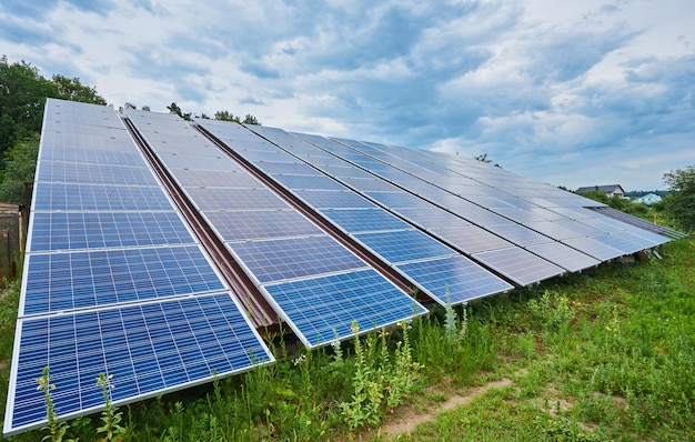 Le panneau solaire produit de l'électricité verte