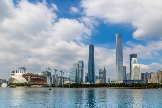 Paysage d&#39;architecture urbaine et skyline