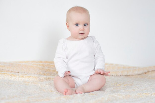 portrait d'un bébé mignon