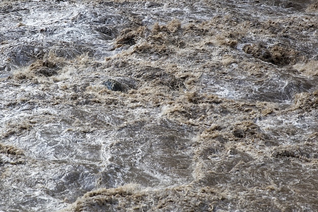 Rivière Urubamba au Pérou