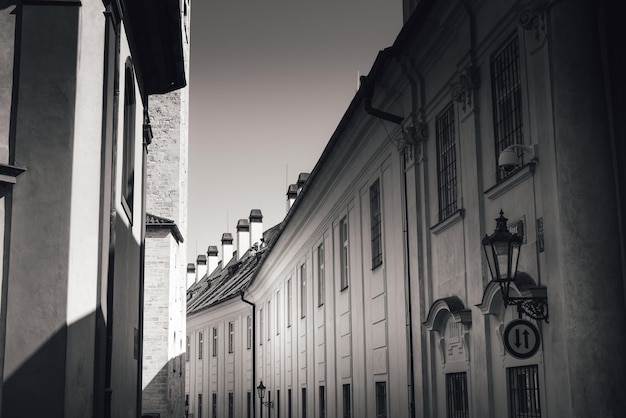 Rue Jirska en face de la Basilique St Georges une partie du Château de Prague