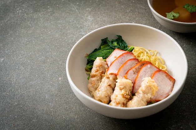 Barbecue Red Pork and Wonton Noodles with Soup