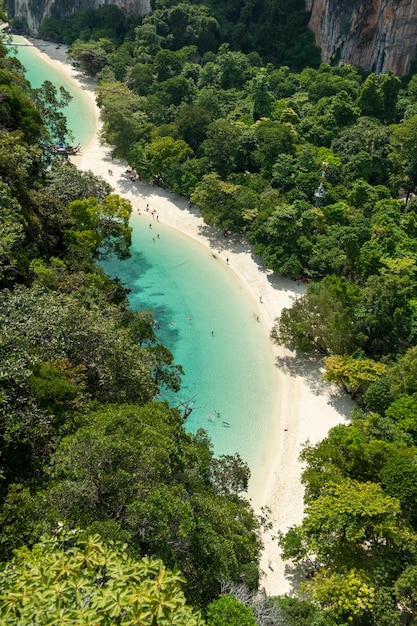 Photo beautiful view of walkway leading to viewpoint in koh hong island at krabi thailand