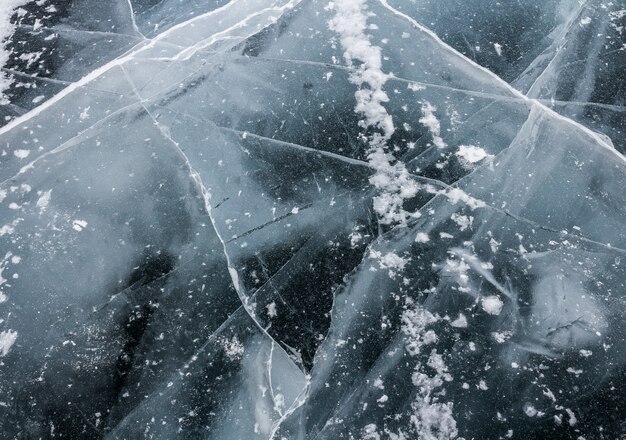 Photo ice of lake baikal, siberia, russia. 