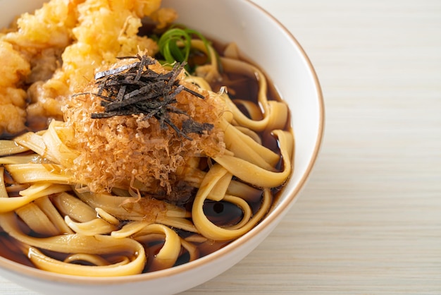 Japanese ramen noodles with shrimps tempura