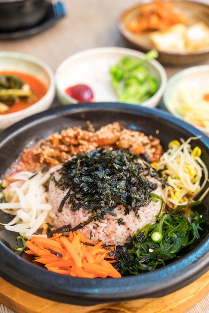 korean traditional food (Bibimbap)