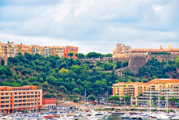 Photo luxury yachts and hercule port in monaco, french riviera.