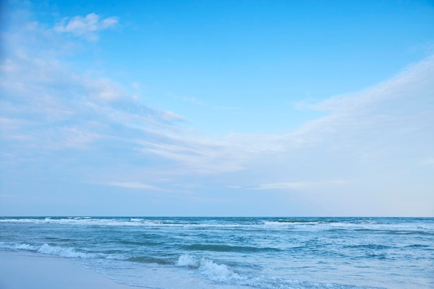 Photo scenic view of sea against sky