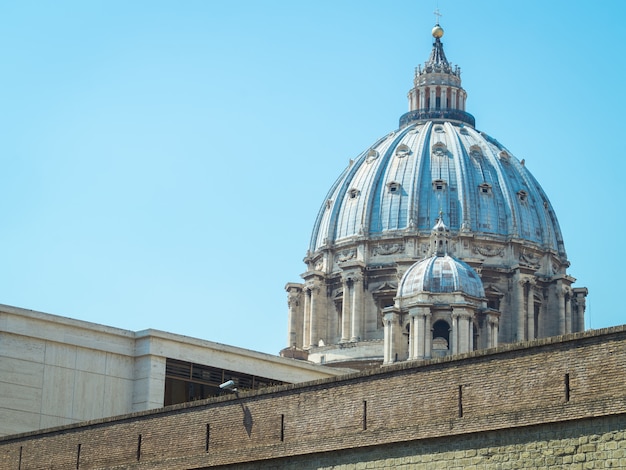 Photo st. peters dome in vatican,rome