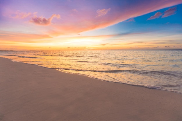 Photo sunset sea landscape colorful ocean beach sunrise beautiful beach coast with calm tranquil waves