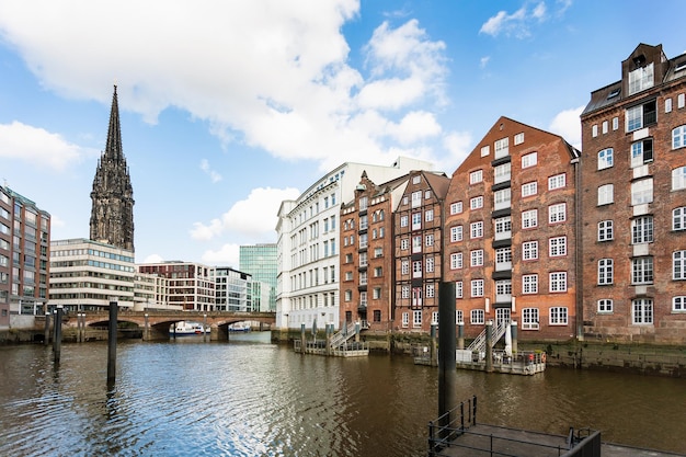 Photo waterfront of nikolaifleet canal in hamburg city