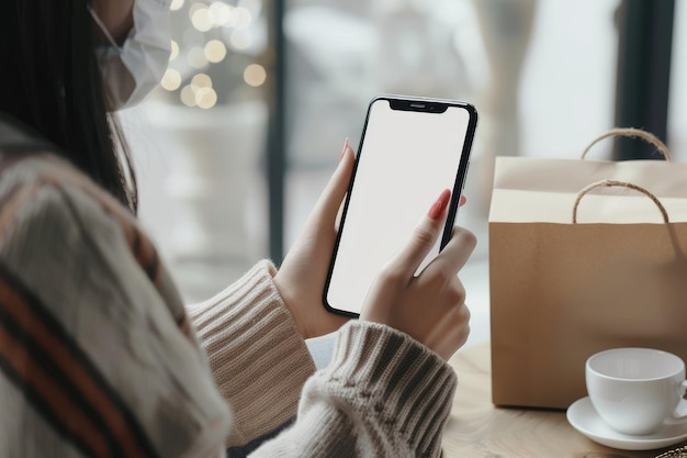 Photo woman doing online shopping on her smartphone