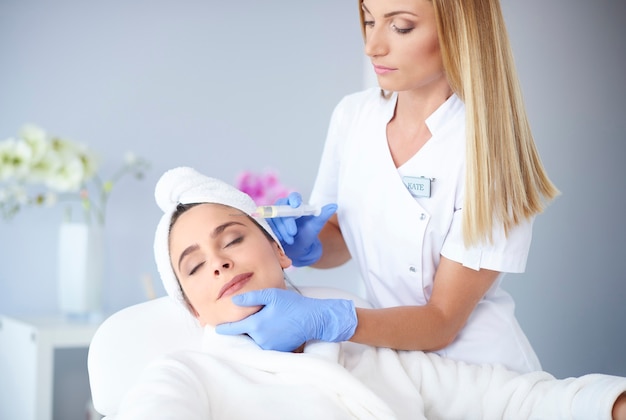 Woman at salon doing beauty treatments