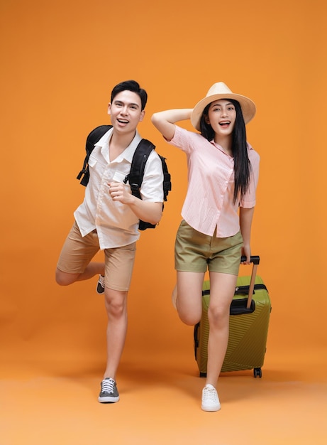 Photo young asian couple travel concept background