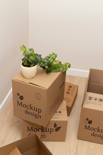 Cardboard box for moving house and packaging