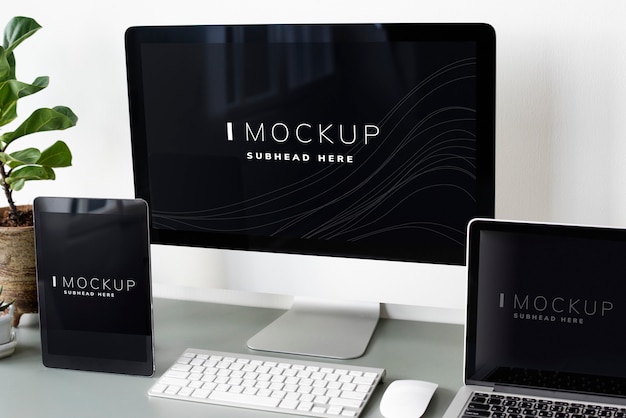 PSD set of digital devices screen mockup