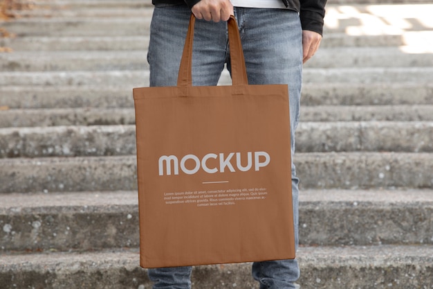 PSD tote tas mockup buiten