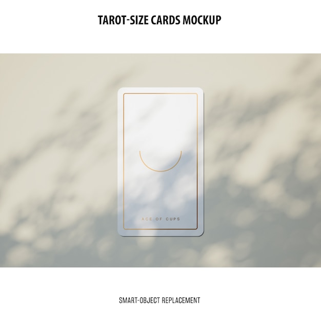 PSD gratuit carte de tarot avec maquette d'estampage