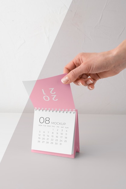 Arrangement minimal de maquette de calendrier