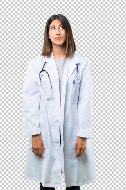 Docteur, femme, stéthoscope, debout, levé, sérieux