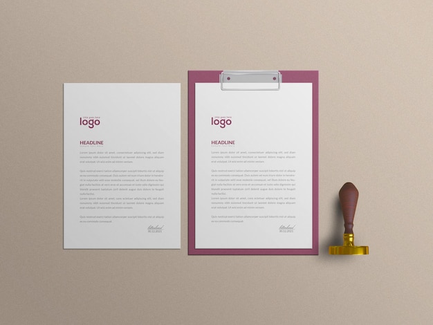 Elegante blocco per appunti con set di cancelleria carta intestata mockup