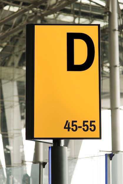 PSD maquette d&#39;enseigne dans un aéroport