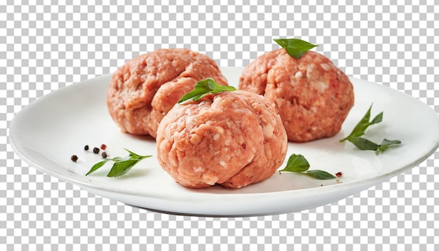 PSD meatballs crus em um prato branco isolado em um fundo transparente