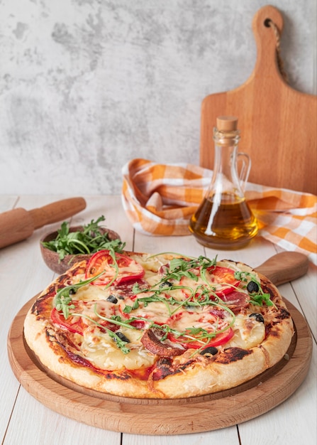 Gratis foto heerlijk traditioneel pizza-assortiment