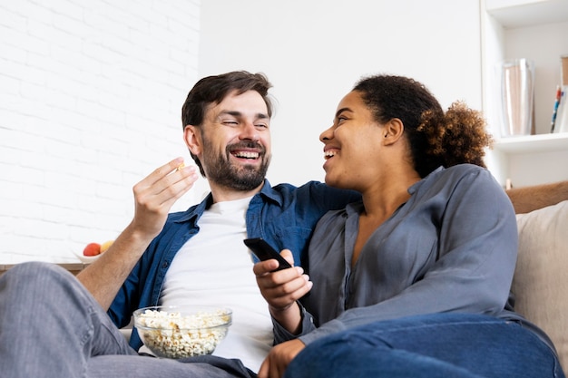 Man en vrouw brengen wat quality time samen door